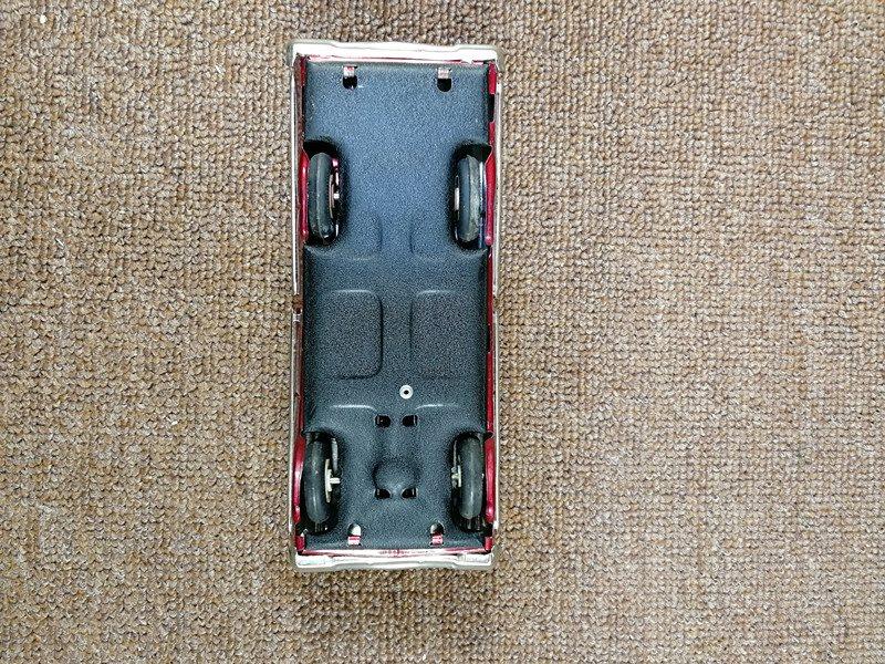 Glow Ancient MF140 Inertial Sedan Old Tin Toy Car 78 Decades of Reform and Opening of Old Objects