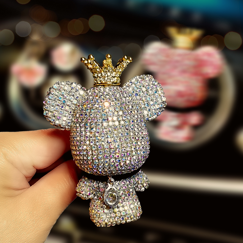 Car perfume decoration car high-end creative net red diamond-encrusted bear car air outlet aromatherapy car interior decoration women