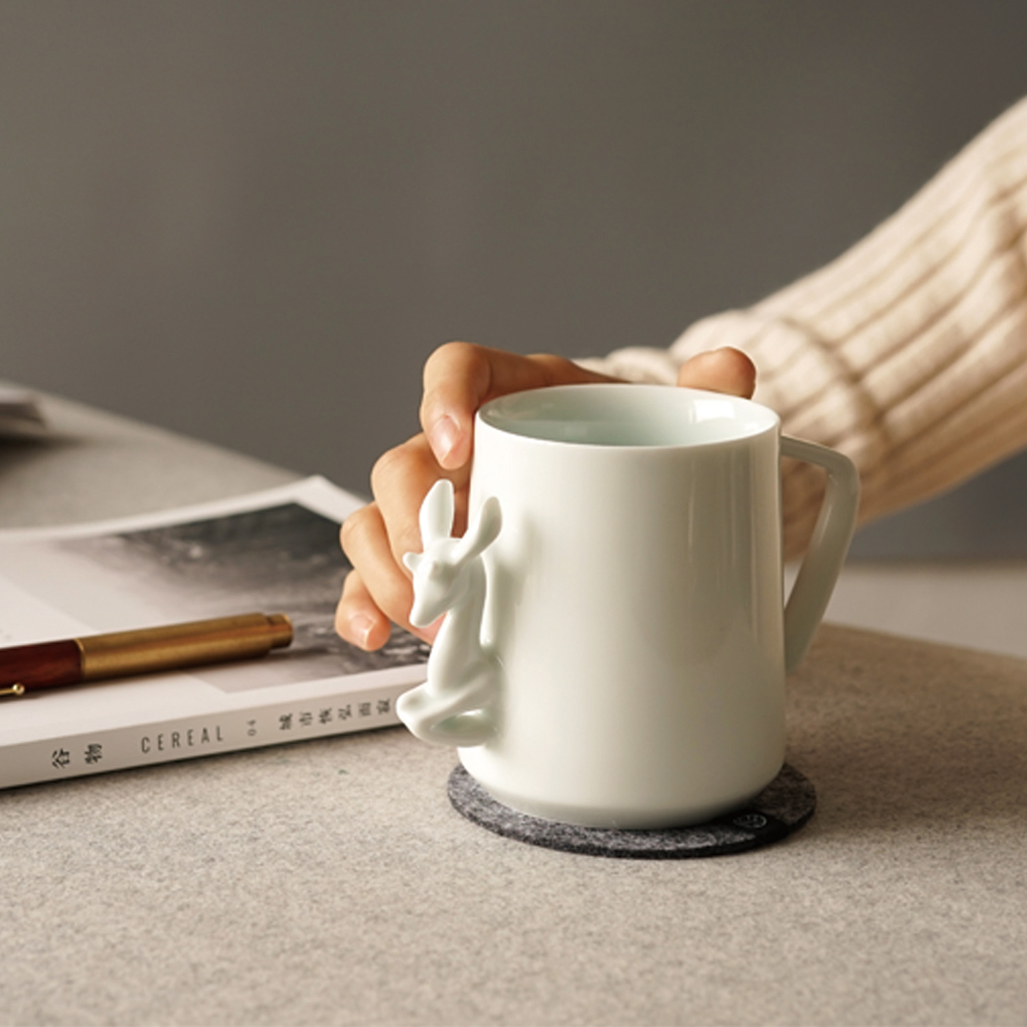 Flying deer cup is a cup of love and born of Jingde Town hand ceramic cup coffee cup set couple cup cup