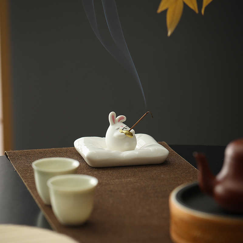 Buddy with fragrance fragrance stove inserted ceramic white porcelain household toilet indoor toilet lumped sandalwood incense oven