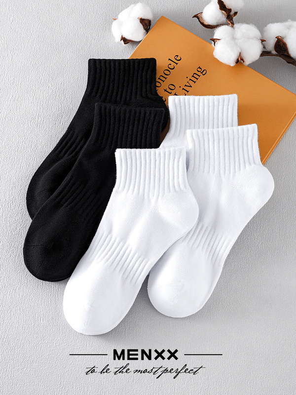 Deodorant and Sweat-Absorbent Black and White Boat Socks for Men, Breathable Mid-Calf Socks for Autumn, Pure Cotton Casual Sports Short Socks for Women