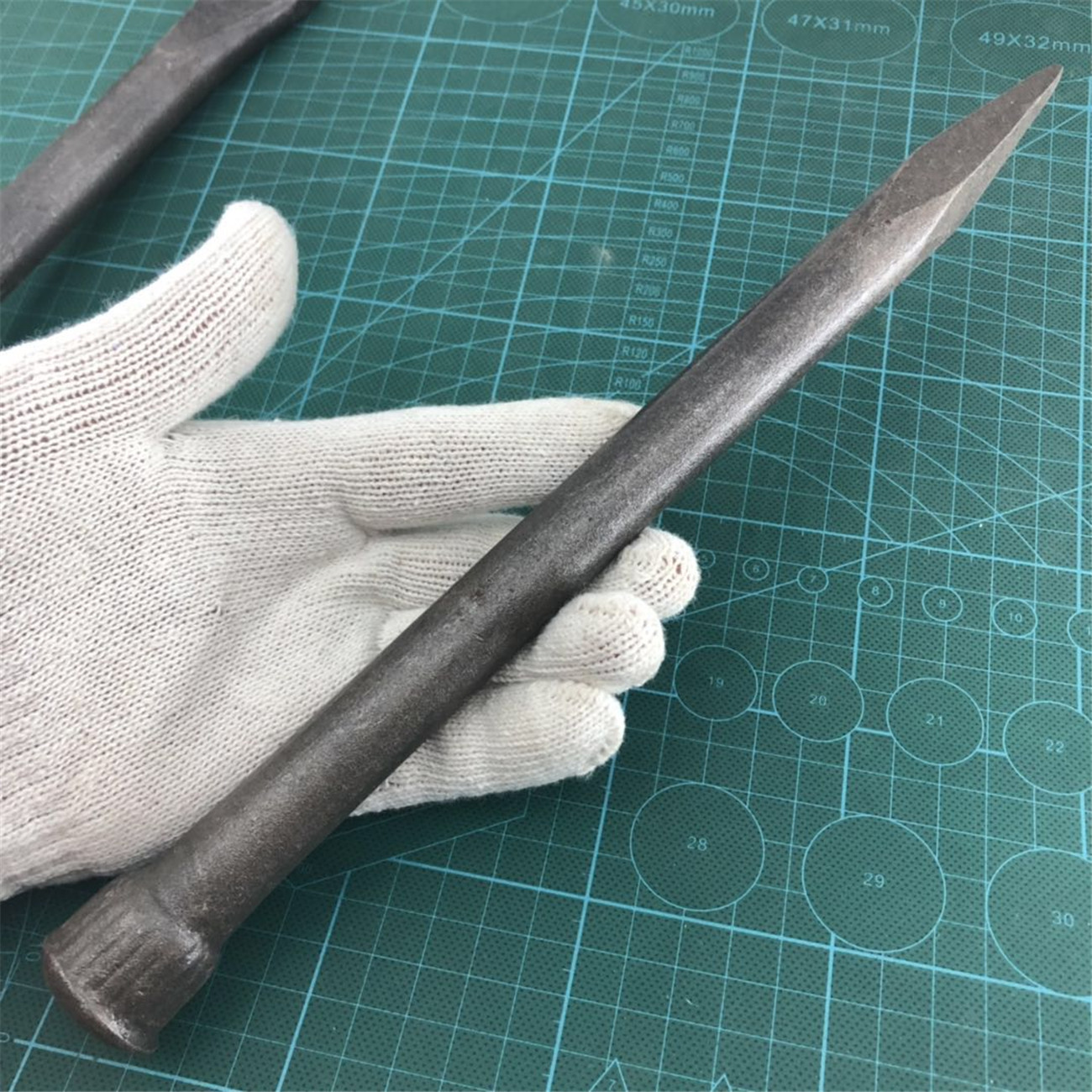 钢凿錾子神器：开石头劈石器，石匠必备的全钢45号圆形水泥錾子！
