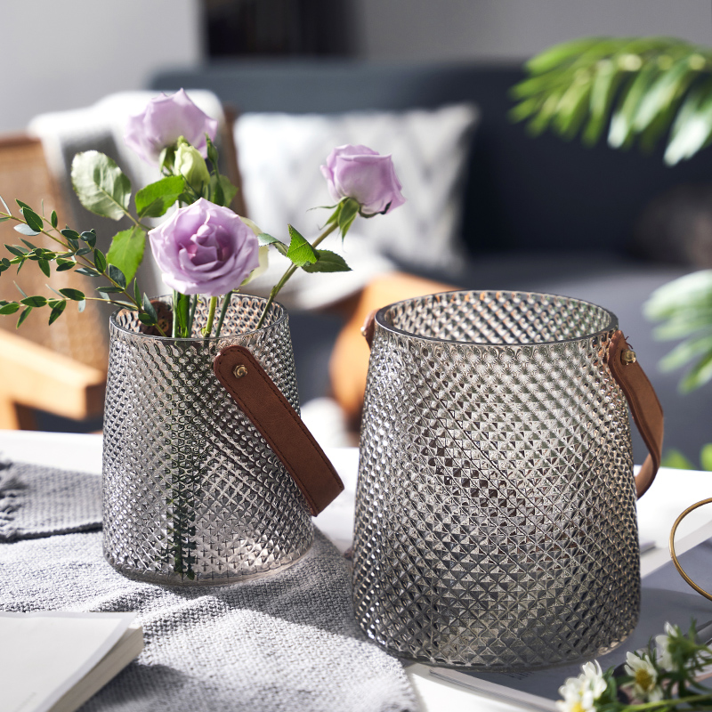 Creative American light luxury leather hand-held vase glass Nordic living room dining table rose lily flower arrangement decoration
