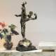 Bruce Lee Character Sculpture Model Office Bedroom Room Desktop Decoration Creative Home Decor Gift