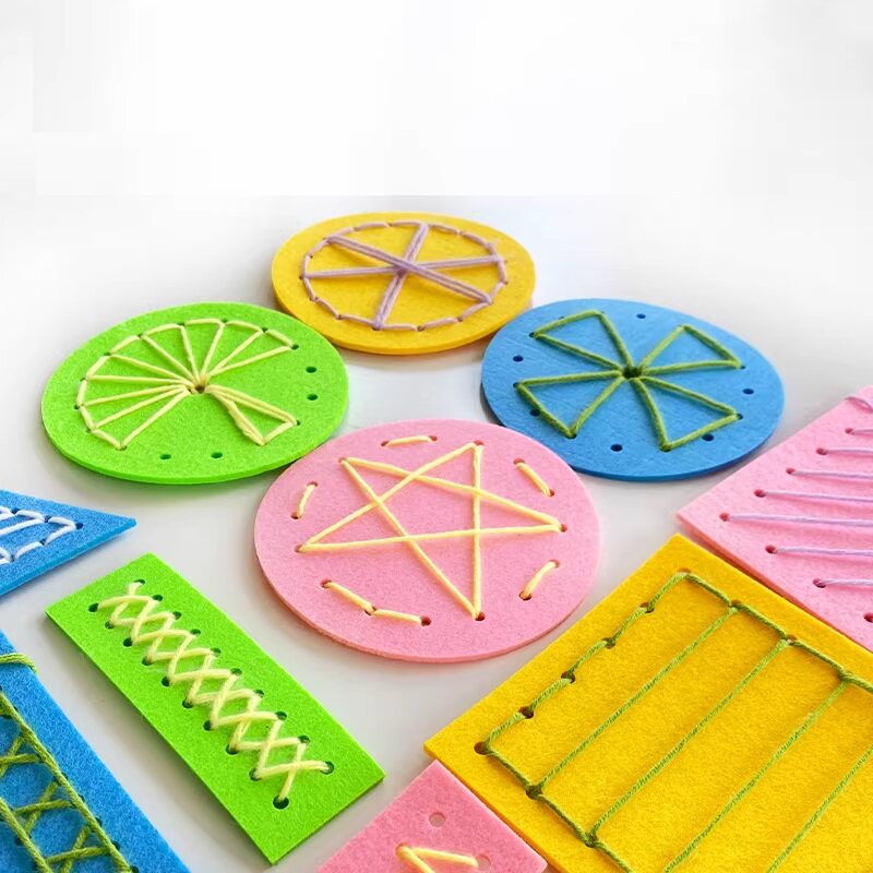 蒙氏教具儿童缝工板穿线刺绣玩具