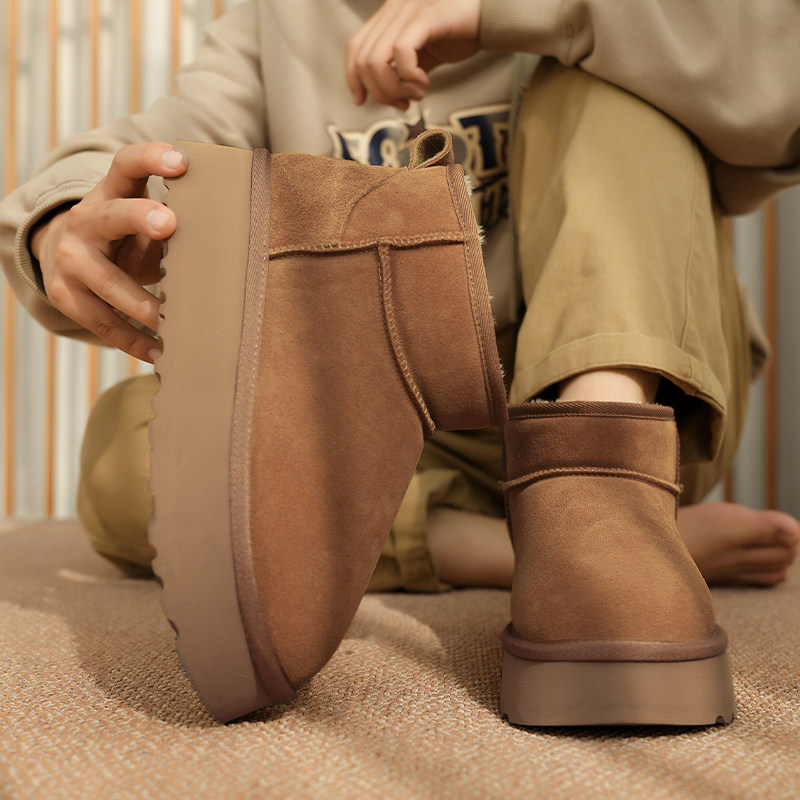 Universal Genuine Leather Thick-Soled Snow Boots for Men 2025 New Winter Non-Slip Boots with Fleece Lining for Warmth, Double Cotton Northeastern Cotton Shoes