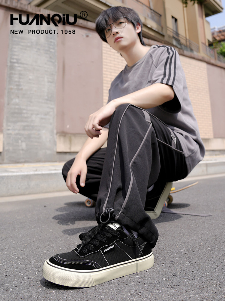 Global American High Street Skateboard Shoes for Men 2026 New Spring Niche Retro Casual Sports Shoes Trendy Canvas Shoes