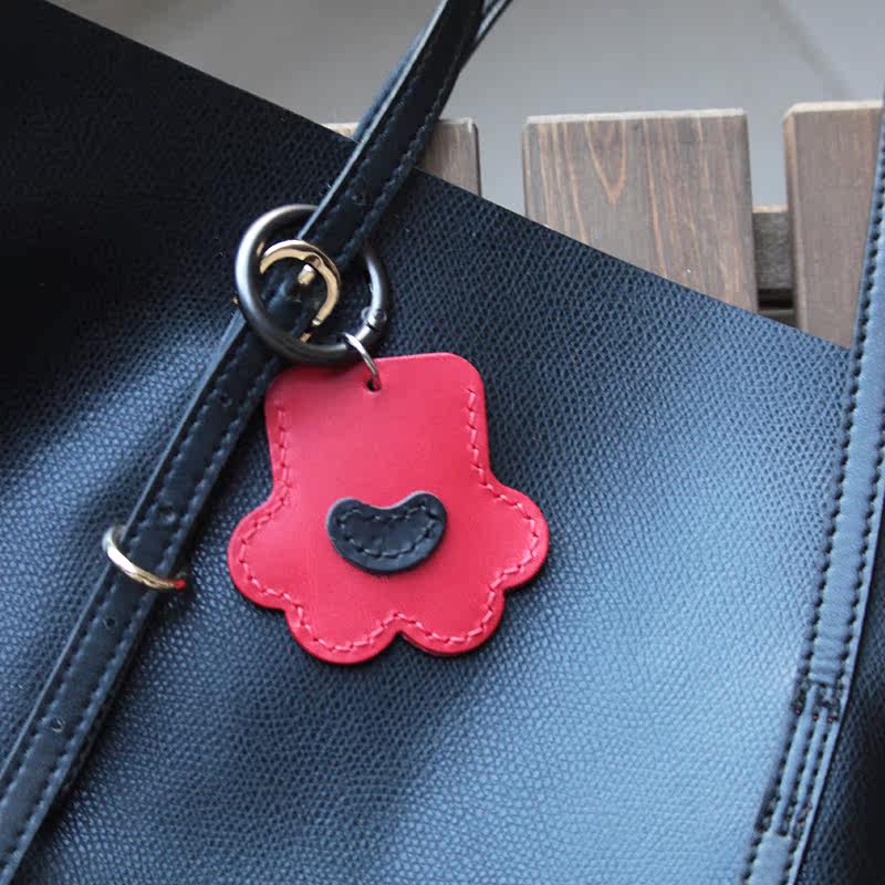 Cat Paw Genuine Leather Bag Hanger Handmade Custom Cute Car Pendant Key Buckle Hanging Pendant Pendant Pendant Pendant