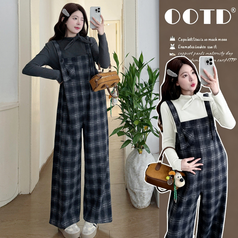 Maternity Overalls Autumn and Winter Fashion Set, Fleece-Lined and Thickened for Warmth, Plaid Pants, High-End Style Outfit for Pregnant Moms, Two-Piece Set