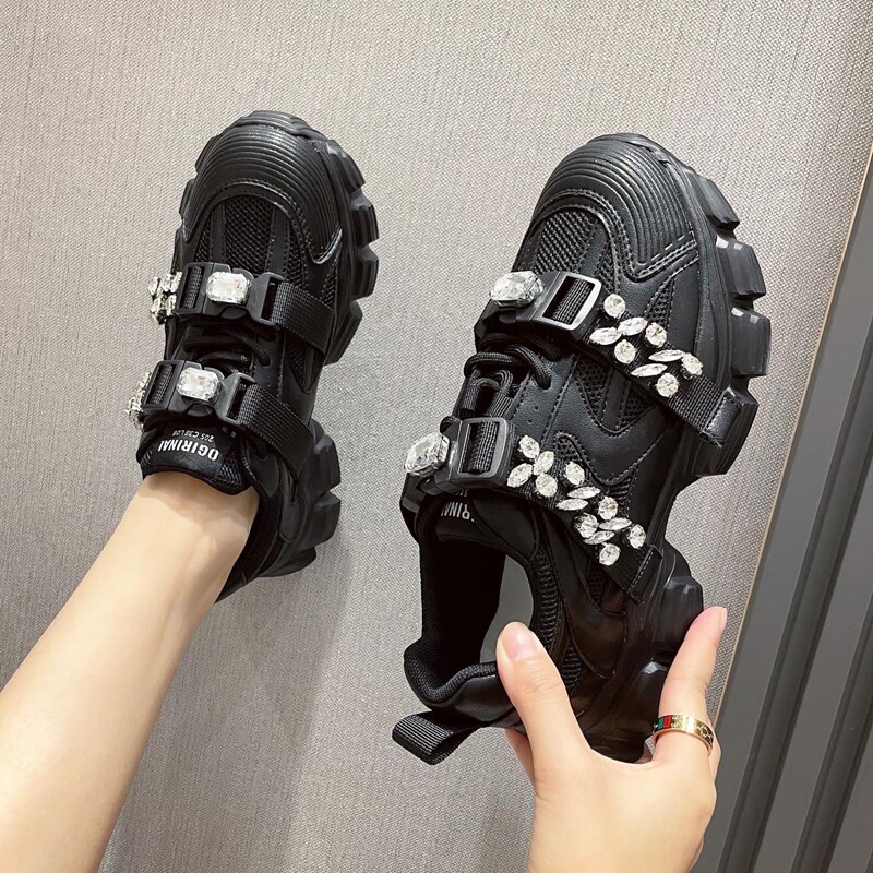 Goddess Goddess Weapon ~ European station rhinestone daddy shoes are versatile, light and show feet, small casual women's insoles