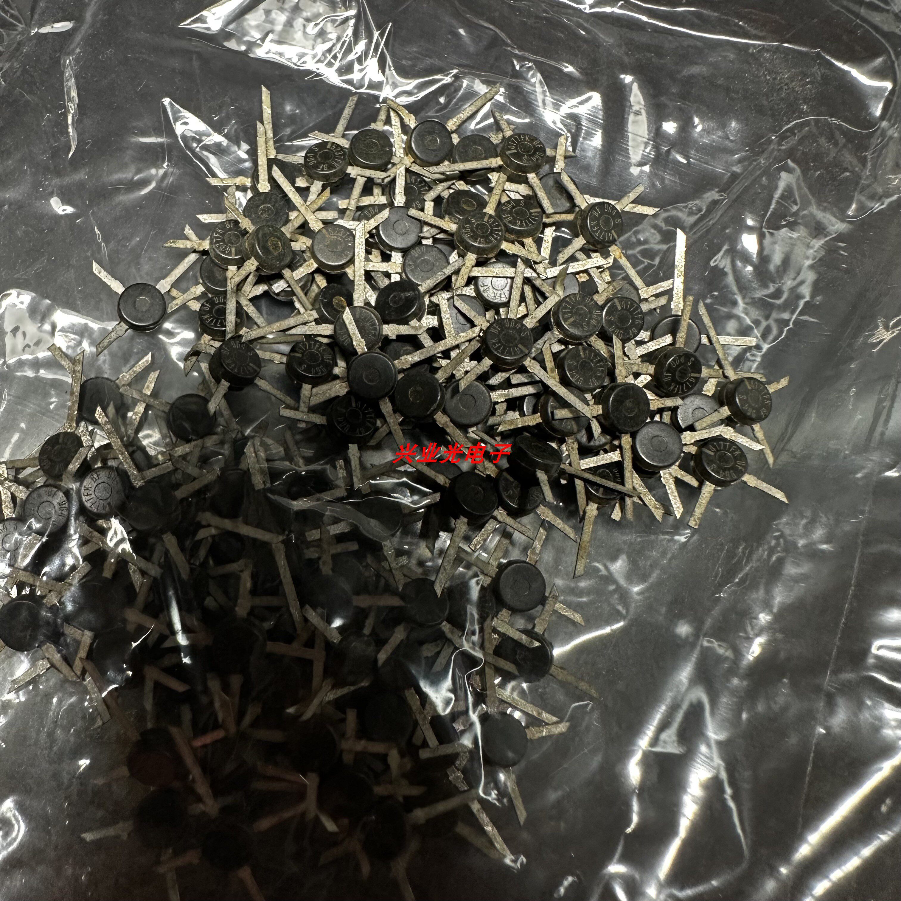 BFR90/BFR91A/BFR92A/BFR96TS/BF964S/BF961/BF988/BF965 крест Изображение 1