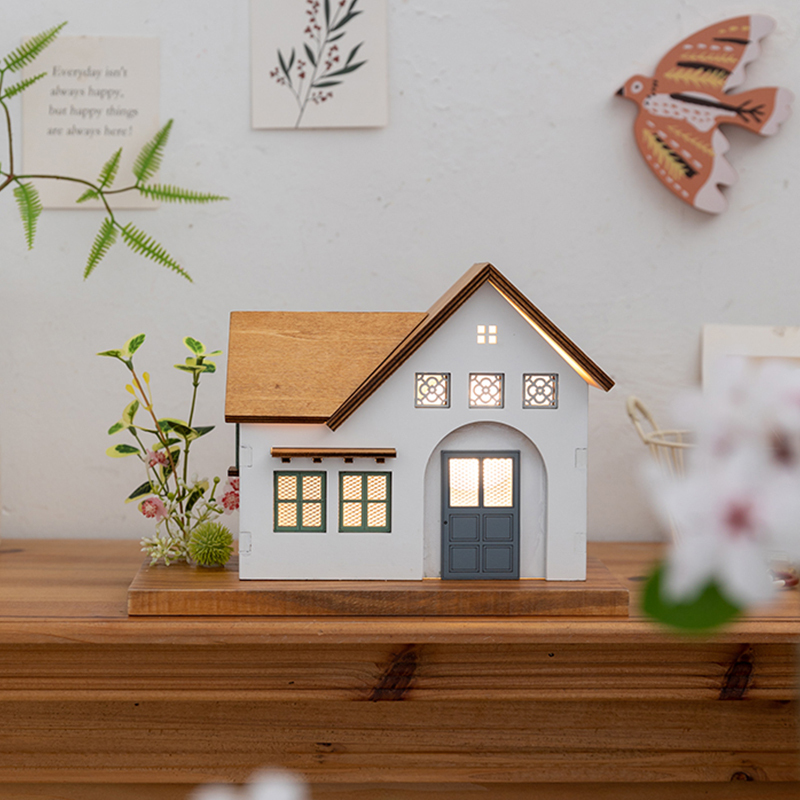 Aying Finished Wooden House Model Micro Landscape Night Light Ornament Simulation Villa House Decoration Toy Piggy Bank Aying Finished Wooden House Model Micro Landscape Night Light Ornament Simulation Villa House Decoration Toy Piggy Bank