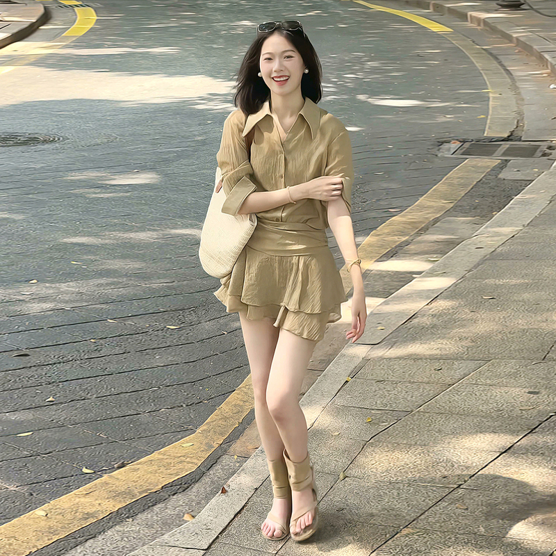 French Gentle Style Retro Suit for Women 2026 Autum New Long-Sleeved Shirt Top and Skirt Elegant Two-Piece Set French Gentle Style Retro Suit for Women 2026 Autum New Long-Sleeved Shirt Top and Skirt Elegant Two-Piece Set