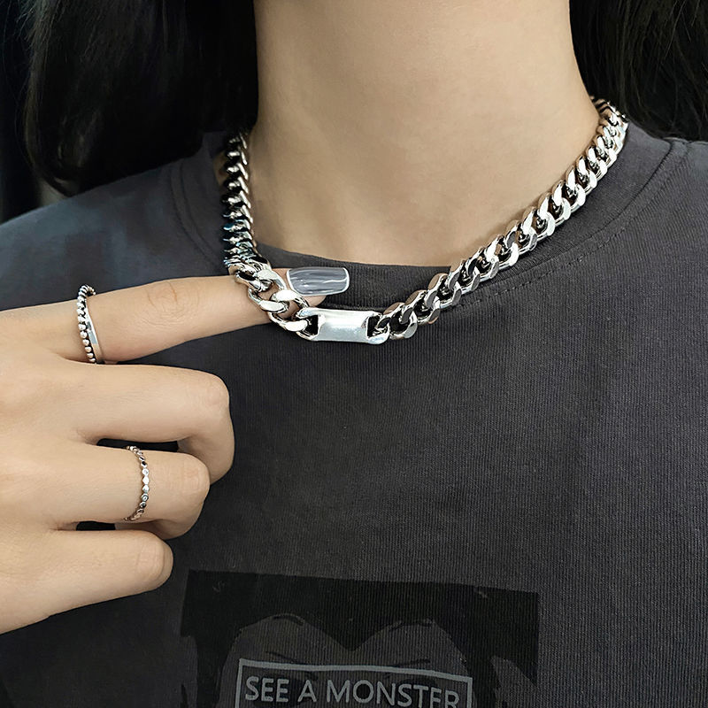 European and American thick chain titanium steel necklace Female personality hip hop clavicle chain Niche design sense tide ins cold wind necklace