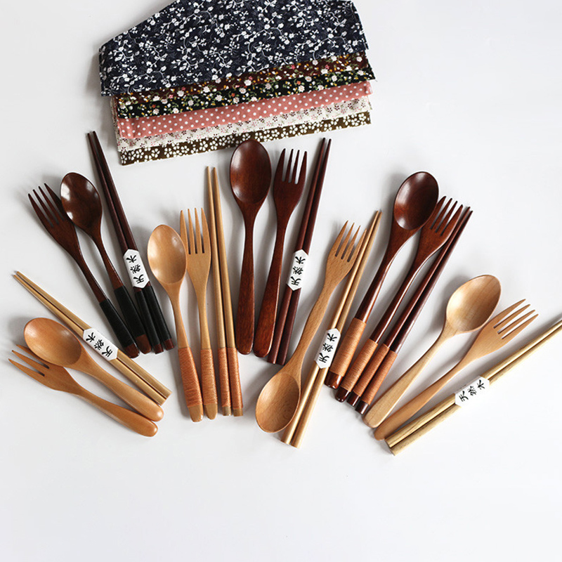 Year-end clear cabin Japan-ROK style and solid wood spoon chopstick fork cloth bag chopstick rack creative cutlery travel dress student cutlery