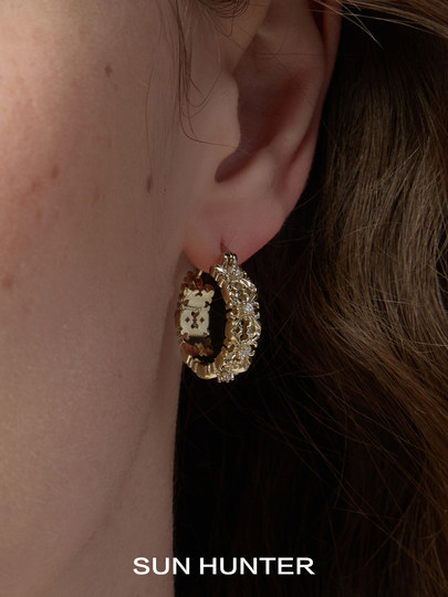 Серьги SUN HUNTER с цветком ириса, винтажные серьги Melard, нишевые серьги класса люкс с дизайнерским акцентом