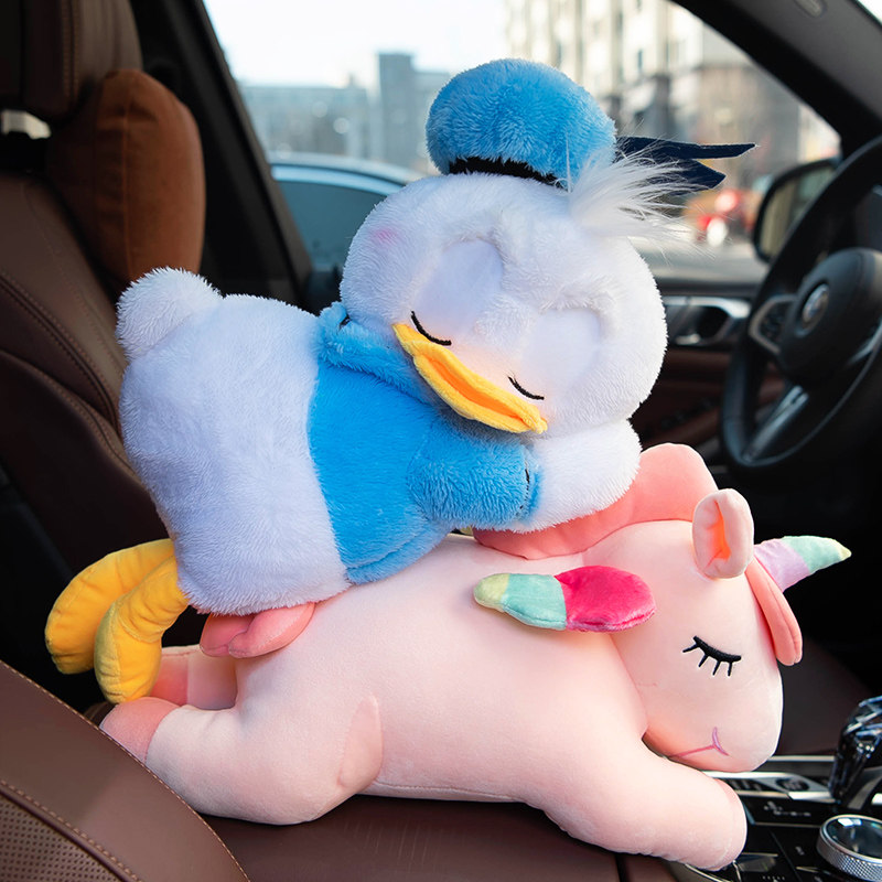 Cute Donald Duck car bamboo charcoal car doll decoration car rear window cartoon doll plush doll