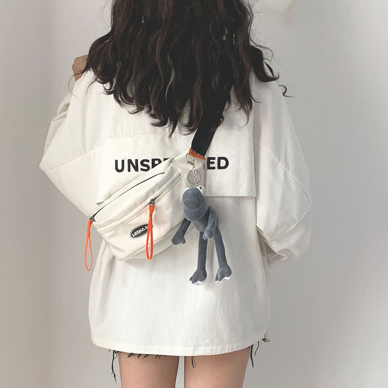 Japan Summer Package 2022 New tide leisure 100 hitch student small scapegoat purse male canvas diagonal satchel bag woman