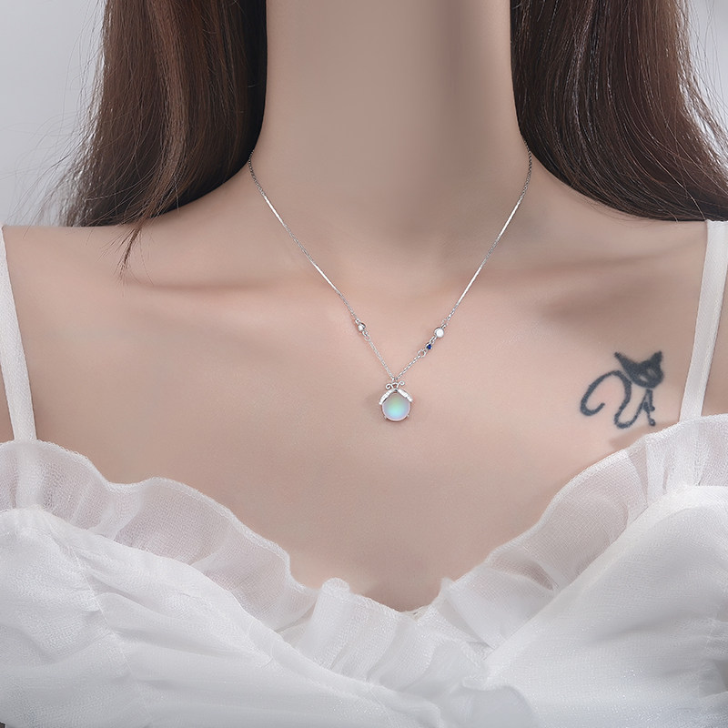 Firefly Necklace Women Necklace 2022 New Wave Light And Luxurious And Sweet Locks Bone Chain Lukewarm Wind Korea 100 Hitch Necklace