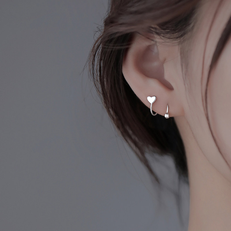 Love s curved ear acupuncture 2022 new trendy temperament sleeping free spring earrings female star earrings high-end sense