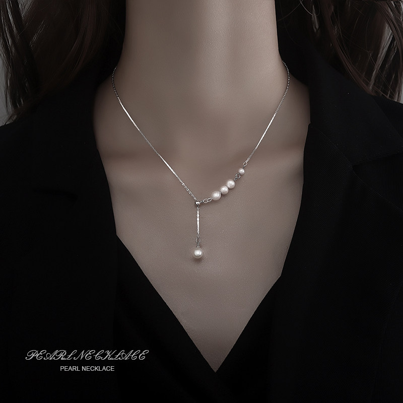 925 pure silver pearl necklace with female summer 100 lap light extravagant and small crowd design sense temperament lock bone chain 2022 new necklace