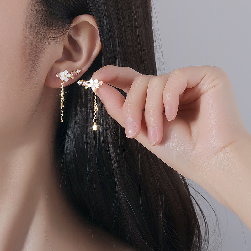 Summer season Cherry Blossom Ear Clip without earbuds Earshot Fairy Air Earrings Adorable Flowers Earrings Adorable 2022 New Chaoxia