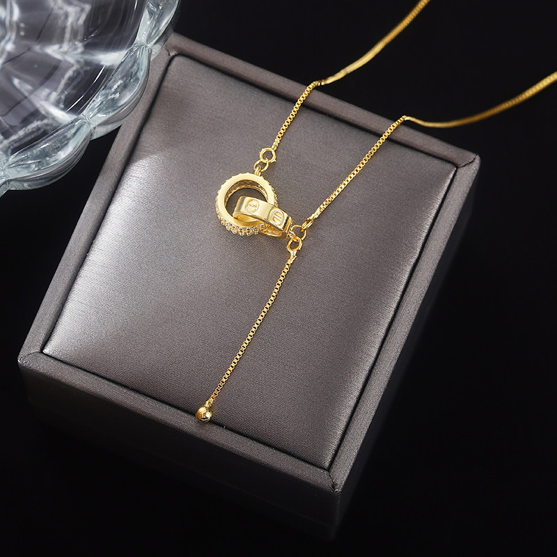 Advanced senses double ring necklace female summer 2022 new wave light and luxurious crowdlock bone link ring with buttoned flow suneck necklace