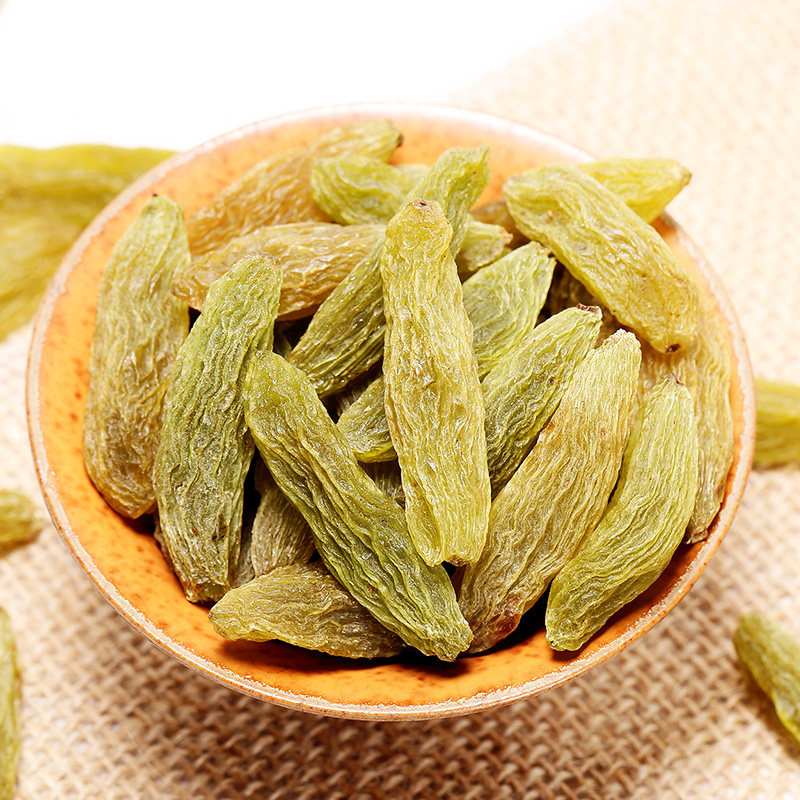 Xinjiang raisins red and green Xiangfei grapes Leave-in Xiangfei Wang Turpan specialty large grain raisins leisure snacks