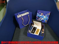 Космонавт, подарочная коробка, светодиодная лента, открытка, льняная сумка