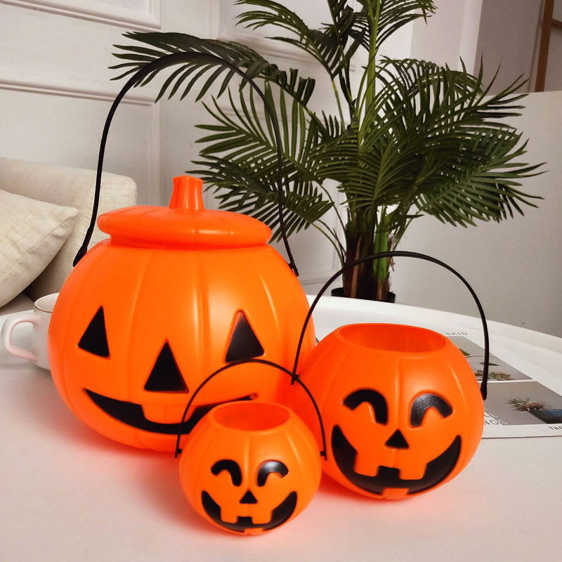 Halloween Pumpkin Lantern Children Hand Shine Pumpkins Buckets of Sugar Candy Jar Props Bar Mall Decorations
