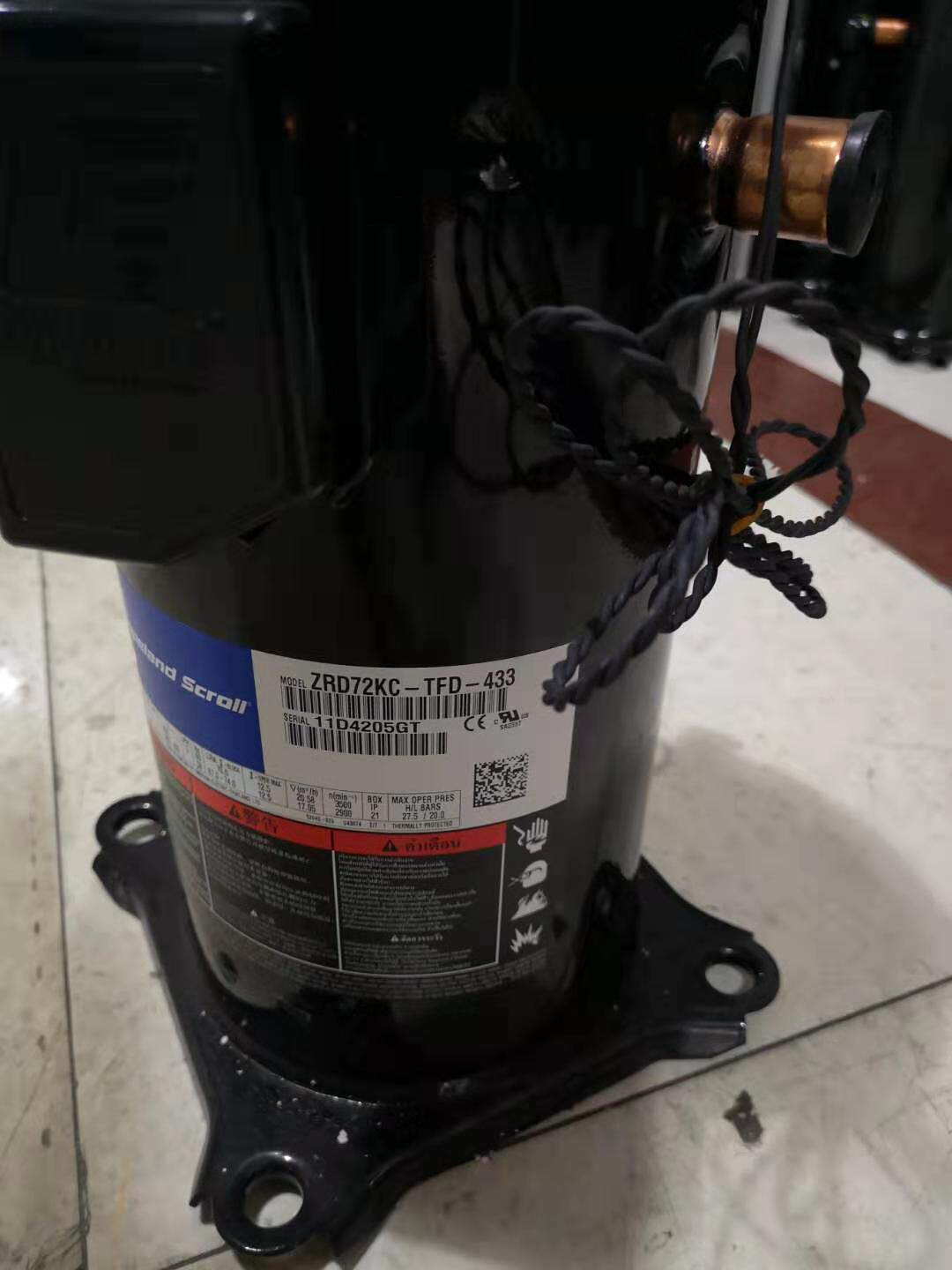 ZRD72KC-TFD-433 ZR72KCE-TFD-420 ZR72KC-TFD-422 Valley Wheel Air Conditioning Compressor