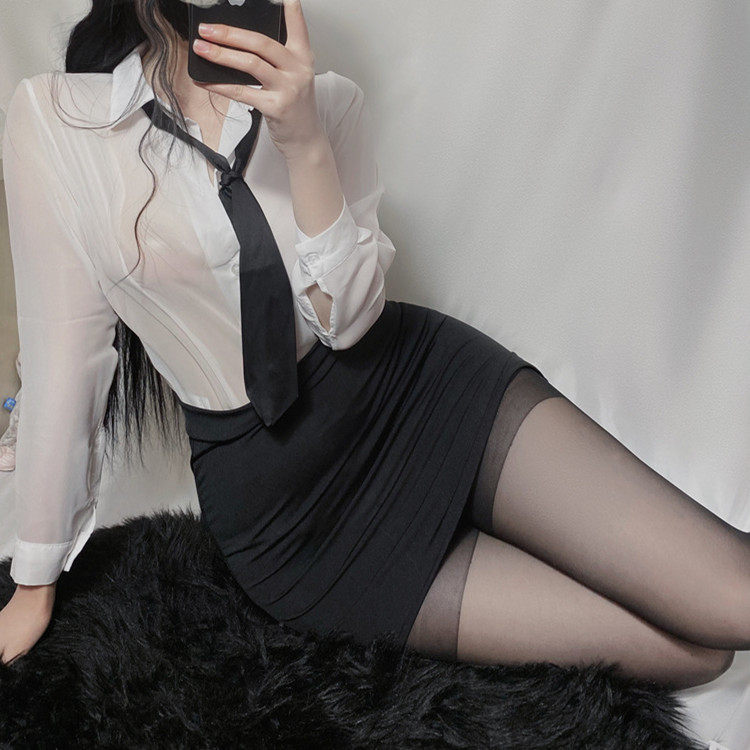 Nightfield work Black widow clothes Demonic qipao Outdoor Good off milk Fang Skirt convenient for my husband to do things.