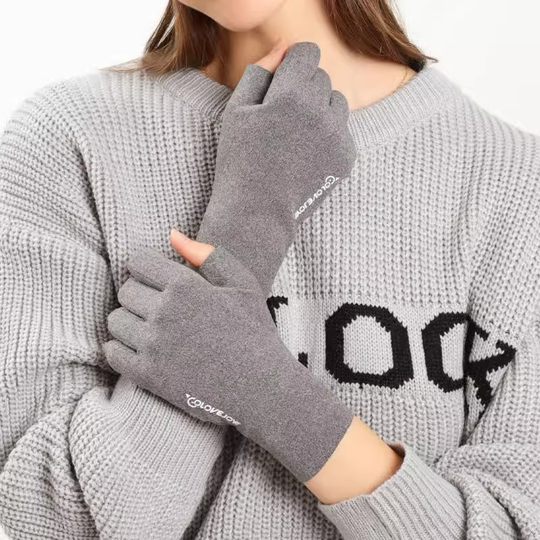 Maternity Gloves for Postpartum Care, Thin Style for Summer, Autumn, and Winter, Half-Finger Touchscreen Wrist Protection for Women, Suitable for Pregnant Women in Spring and Autumn, Cold-Proof and Warm