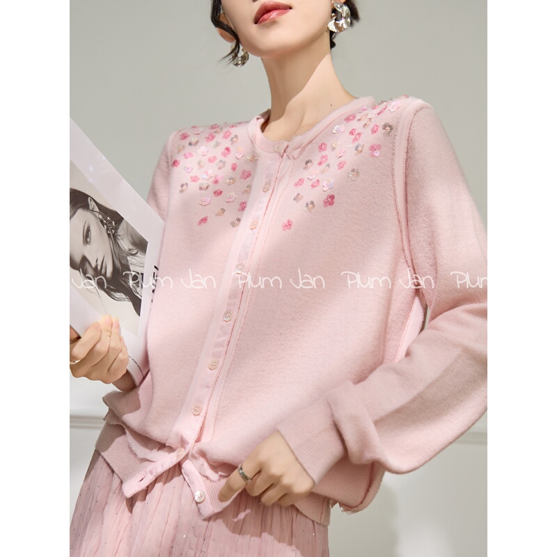 Plum Jan/2026 Early Autumn Gentle Style Sequin Knit Cardigan with a Stylish Round Neck and Single-Breasted Slimming Suit