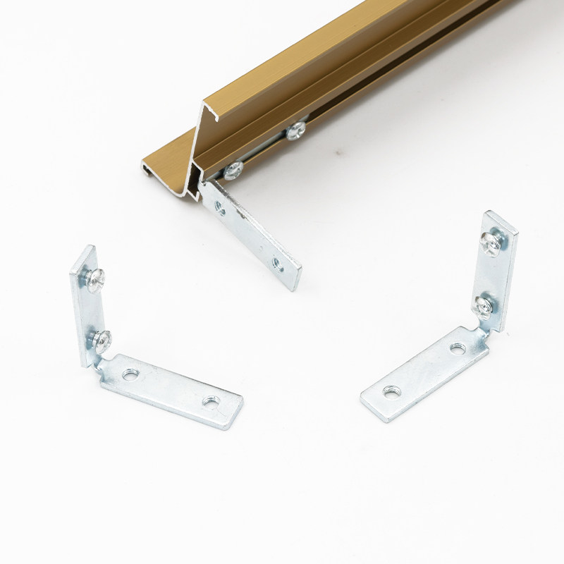 Corner code accessories The whole cabinet is free of handle to fix the corner code. The upper cabinet and the middle cabinet are available (1 corner code with 2 screws)