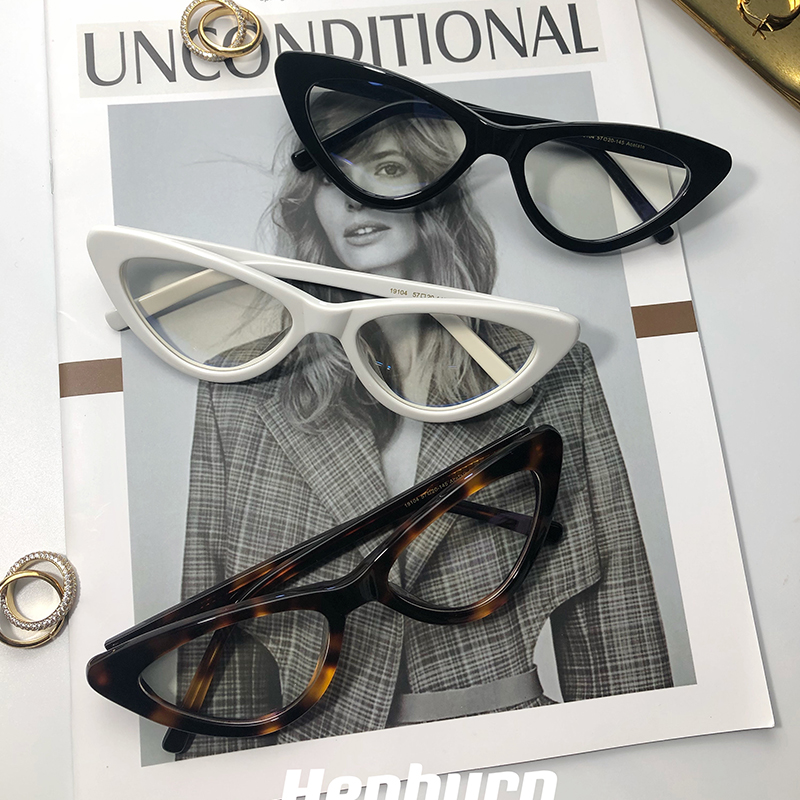 European and American cat-eye glasses frame female black frame hot girl plain face high-end personality niche frame anti-blue light with myopia