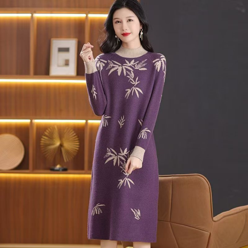 Jinlara French-Style Light Luxury Autumn and Winter Fashionable Age-Reducing Half-High Collar Knitted Dress, Slimming Mid-Length Inner Wear for Women