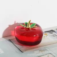 Листья красных металлов хумонов