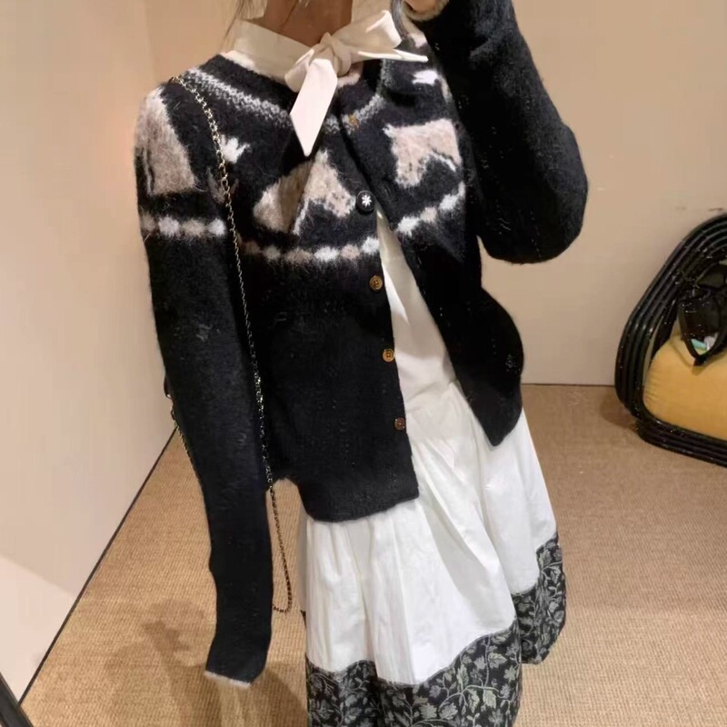 Te High-Quality Childlike Style Peace Pony Animal Cartoon Sweater Casual Lazy Wool Knitted Cardigan Jacket