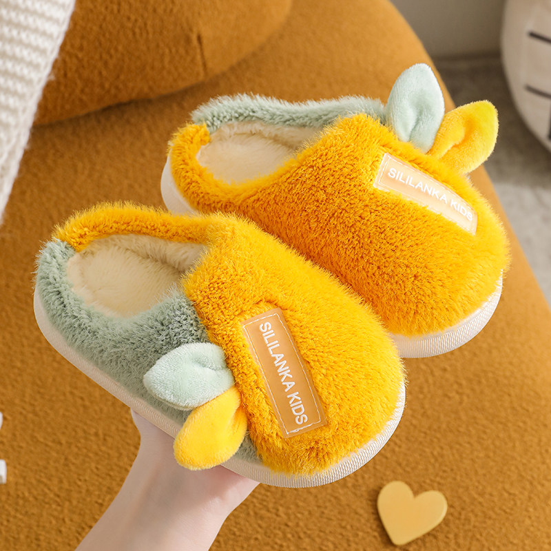 2026年冬季必备!给孩子挑选一双既温暖又安全的亲子棉拖鞋要诀是什么?