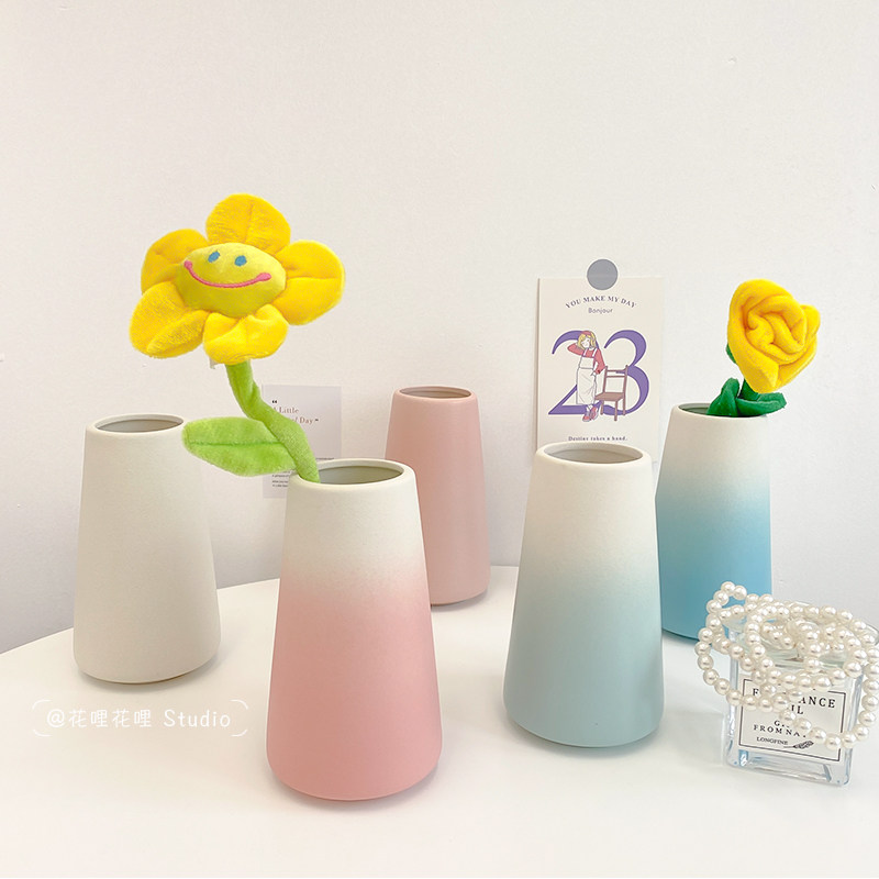 Net red 15CM vase ins wind glass transparent Nordic tulip perfume cultivation living room flower arrangement small ornaments high-end sense