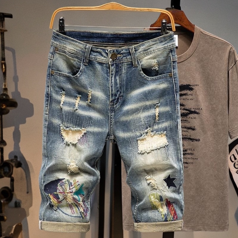 Ripped Embroidered Denim Capri Pants for Men, Summer 2026 New Trendy Brand Slim-Fit Shorts, Large Size Stretchy 7-Point Pants Ripped Embroidered Denim Capri Pants for Men, Summer 2026 New Trendy Brand Slim-Fit Shorts, Large Size Stretchy 7-Point Pants