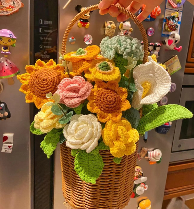 Handicrafts diy do their own knitting sunflower flower basket rose bouquet crochet material weaving finished product
