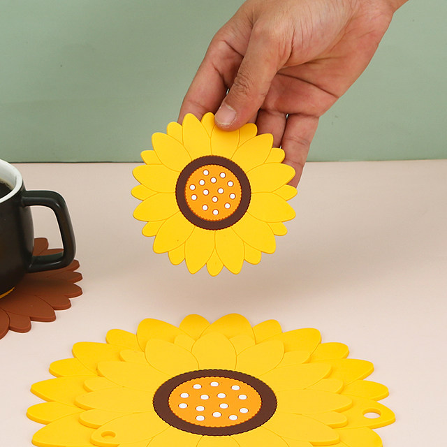 Insulation pads, household coaster, pot, bowl, plate, anti-scalding pads, dining table pads, cartoon placemats, desktop round storage