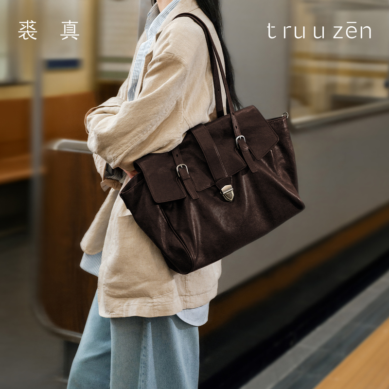 Genuine Vegetable-Tanned Sheepskin Leather Shoulder Briefcase for Women, Vintage Genuine Leather, High-End Feel, Large-Capacity Tote Bag for Work and Commuting Genuine Vegetable-Tanned Sheepskin Leather Shoulder Briefcase for Women, Vintage Genuine Leather, High-End Feel, Large-Capacity Tote Bag for Work and Commuting