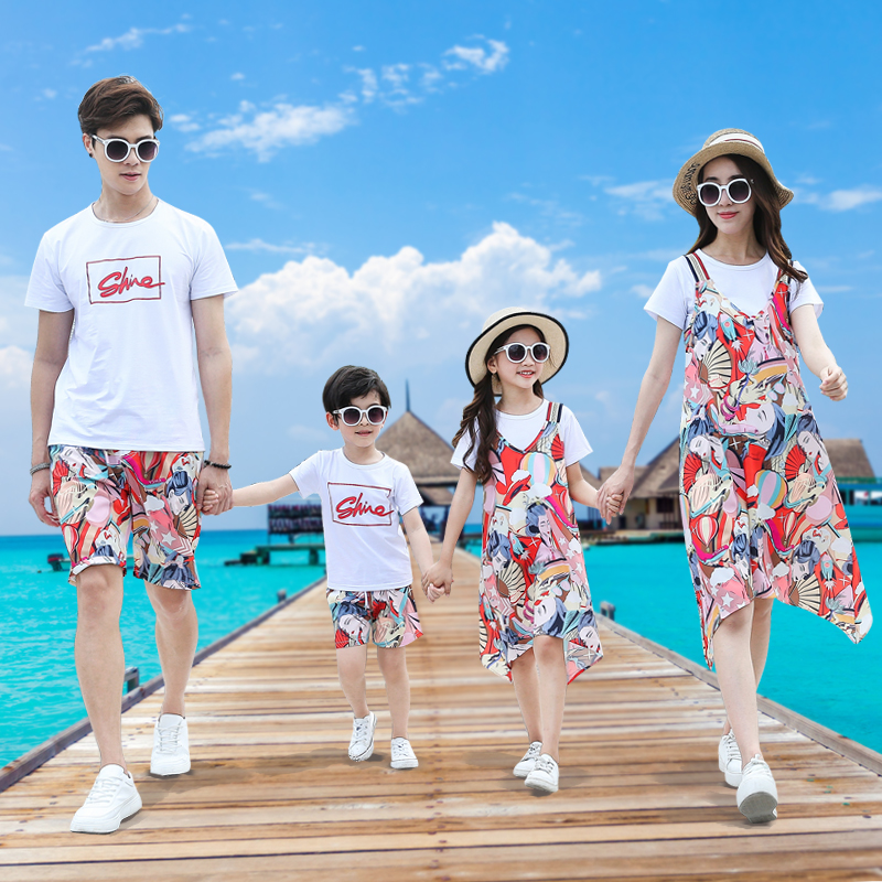 Beach parent-child dress summer family of four family dress 2022 new mother-daughter dress father-son suit fashion Western style