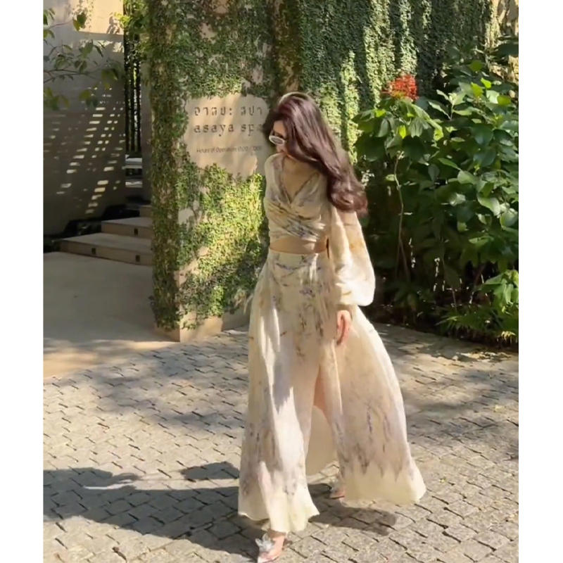 Bohemian Ethnic Style Two-Piece Set for Women, Beach Vacation Style Short Top and Skirt, Elegant Slit Long Skirt