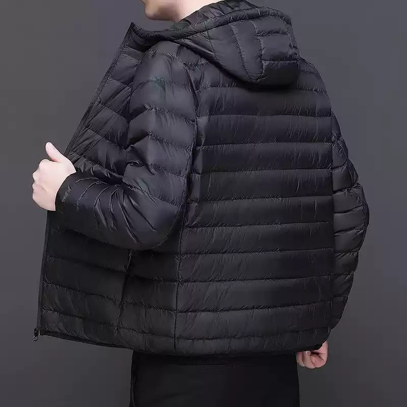 bắt đầu Áo khoác cotton nhẹ cho nam ngắn mùa thu đông 2024 áo khoác cotton cổ đứng ấm áp nhẹ mới có mũ trùm đầu chống lạnh