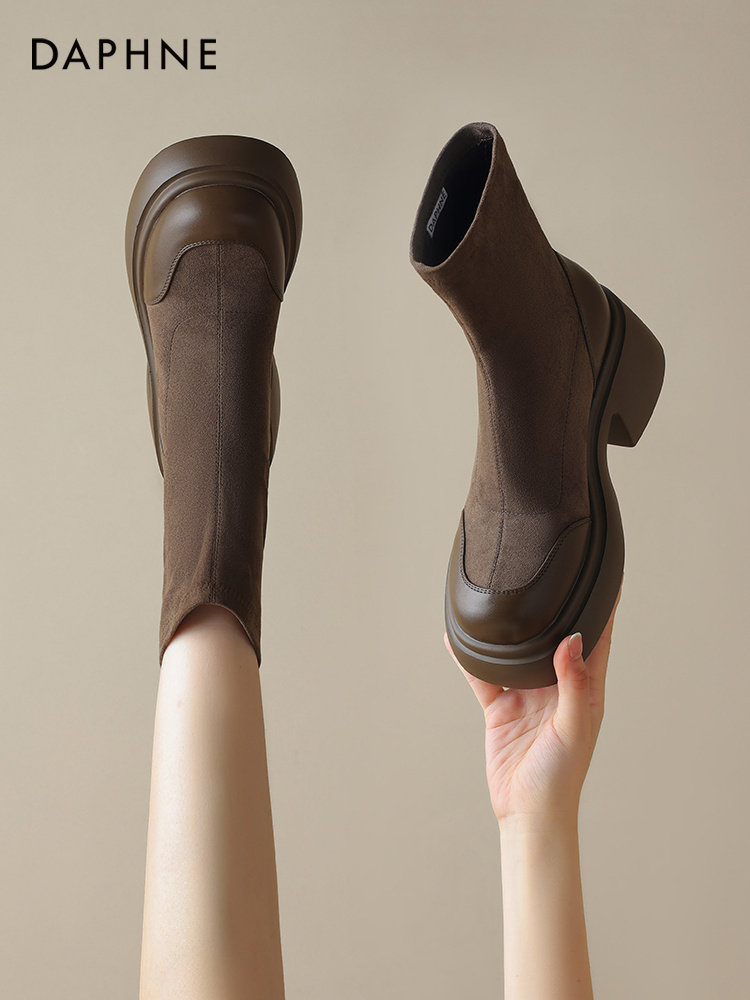 Daphne's Popular Coffee-Colored Short Boots 2025 Autumn New Style Height-Increasing Slimming Martin Boots Women's Thick-Soled Slim Boots