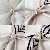 Silk scarf clasp 100 lap fashion clothing corner knotted clasp clasp clothing downswing decorative buttoned shirt t-shirt t-shirt accessories